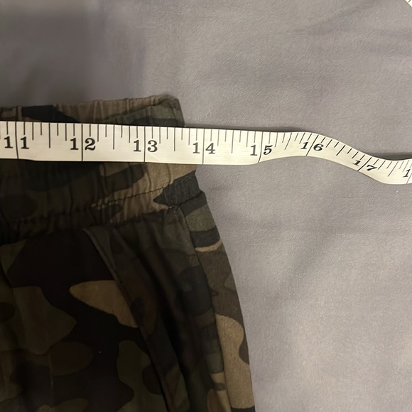 New Mix Camo Joggers - Picture 6 of 7